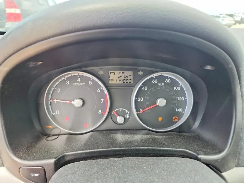 2011 HYUNDAI ACCENT GLS  