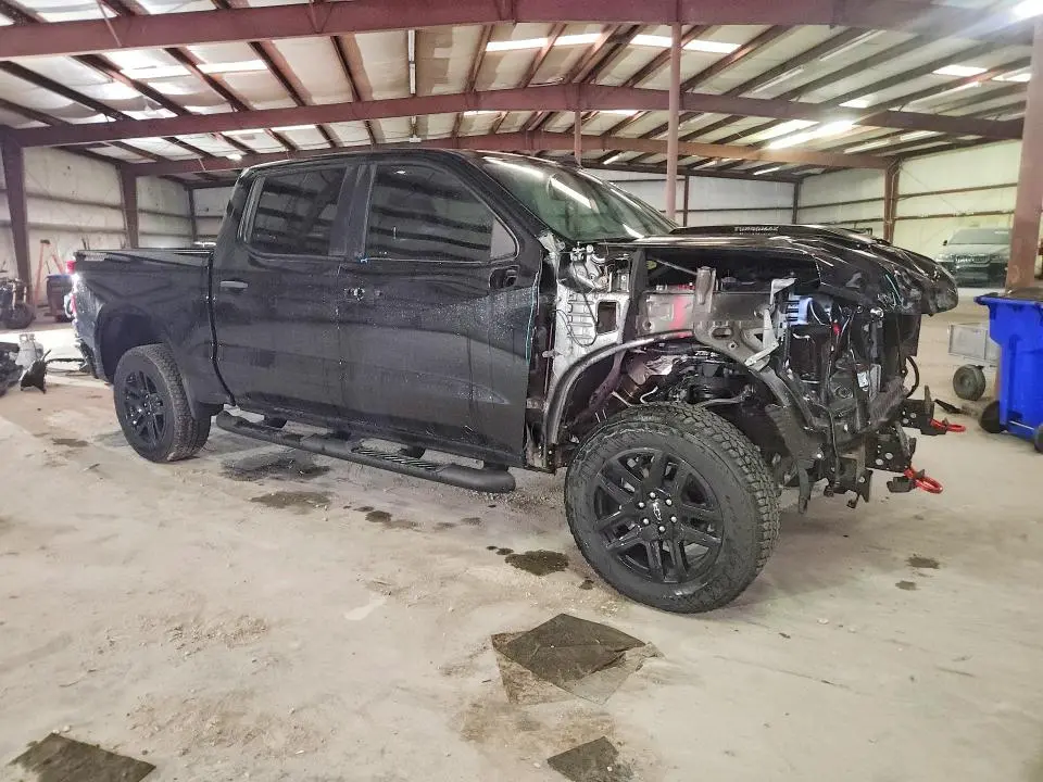 2024 CHEVROLET SILVERADO K1500 TRAIL BOSS CUSTOM  