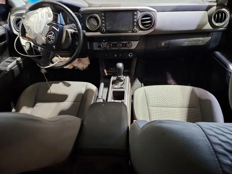 2020 TOYOTA TACOMA SR5 V6  