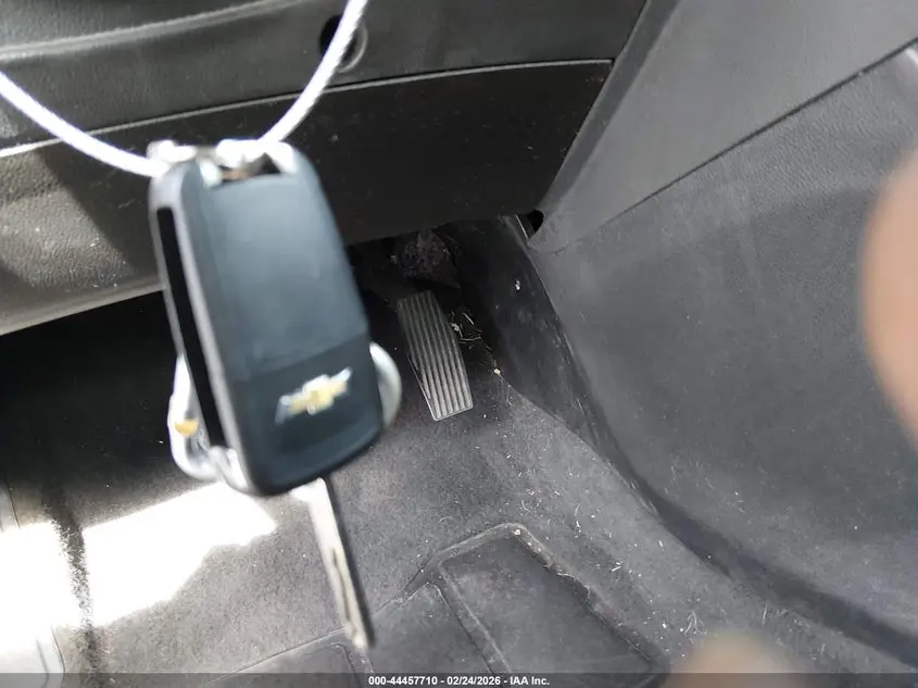 2015 CHEVROLET CRUZE 1LT AUTO