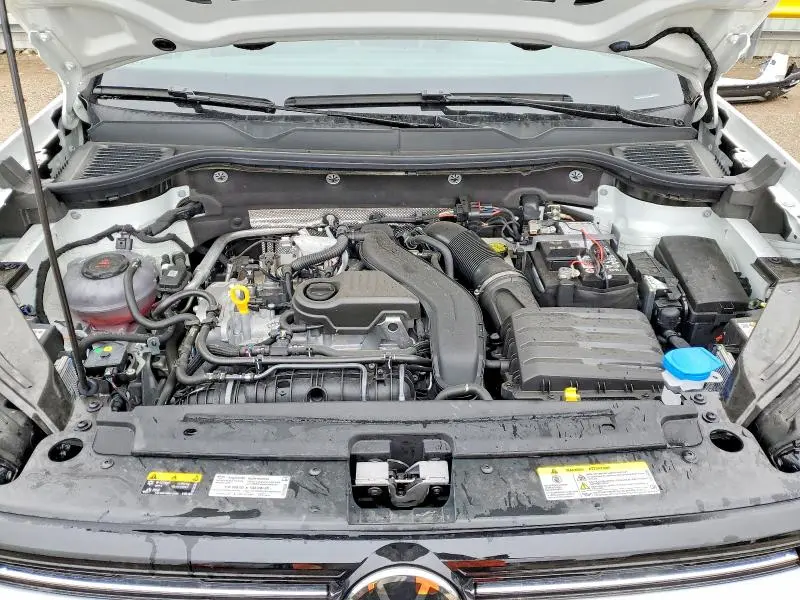 2025 VOLKSWAGEN TAOS SE  