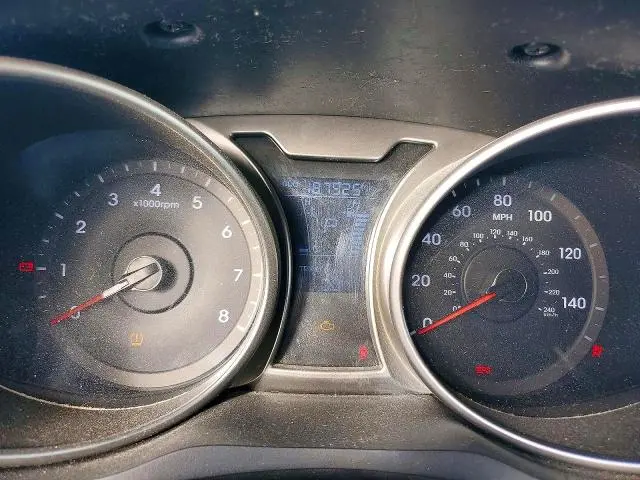 2013 HYUNDAI VELOSTER BASE  