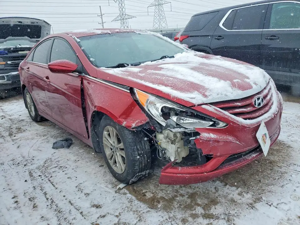 2012 HYUNDAI SONATA GLS  