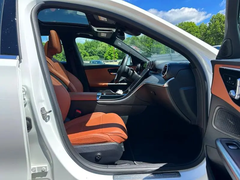 2025 MERCEDES-BENZ C 300 4MATIC  