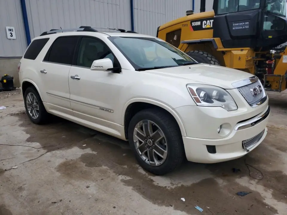 2011 GMC ACADIA DENALI  