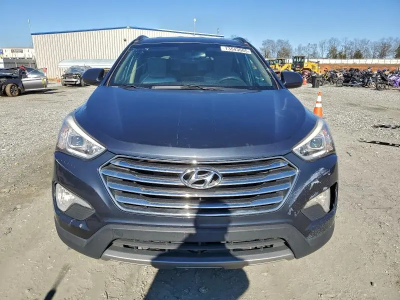 2016 HYUNDAI SANTA FE SE  