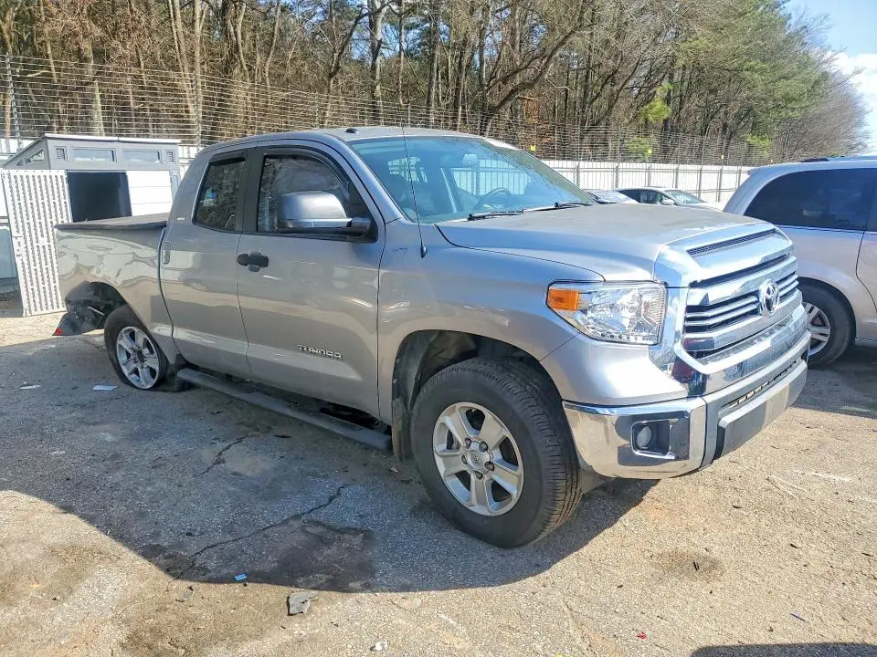 2017 TOYOTA TUNDRA SR5  