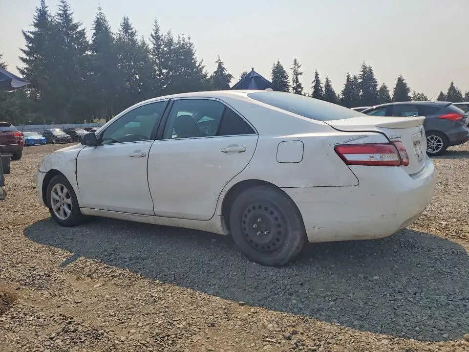 2010 TOYOTA CAMRY LE  