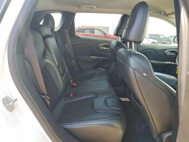 2021 JEEP CHEROKEE LATITUDE PLUS  