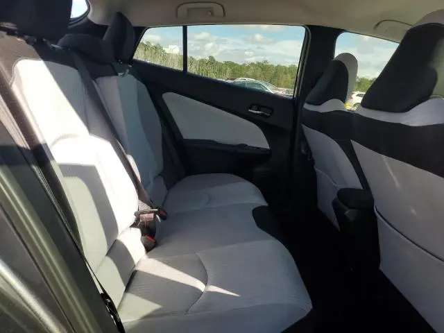 2017 TOYOTA PRIUS   