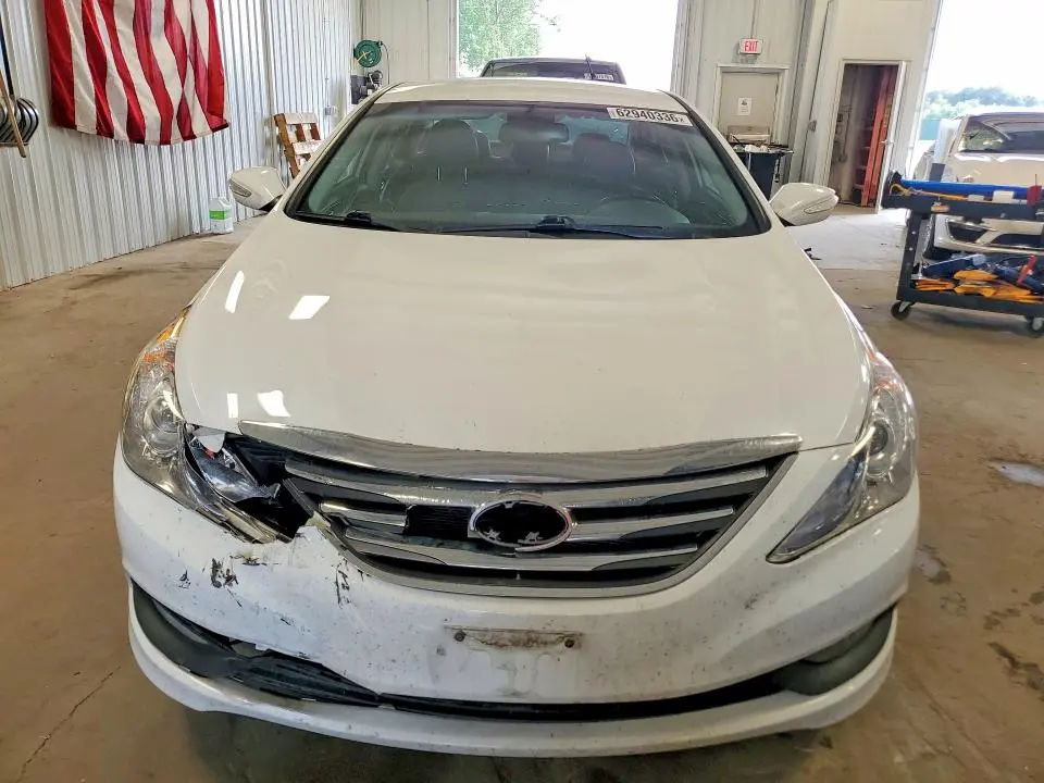 2014 HYUNDAI SONATA SE  