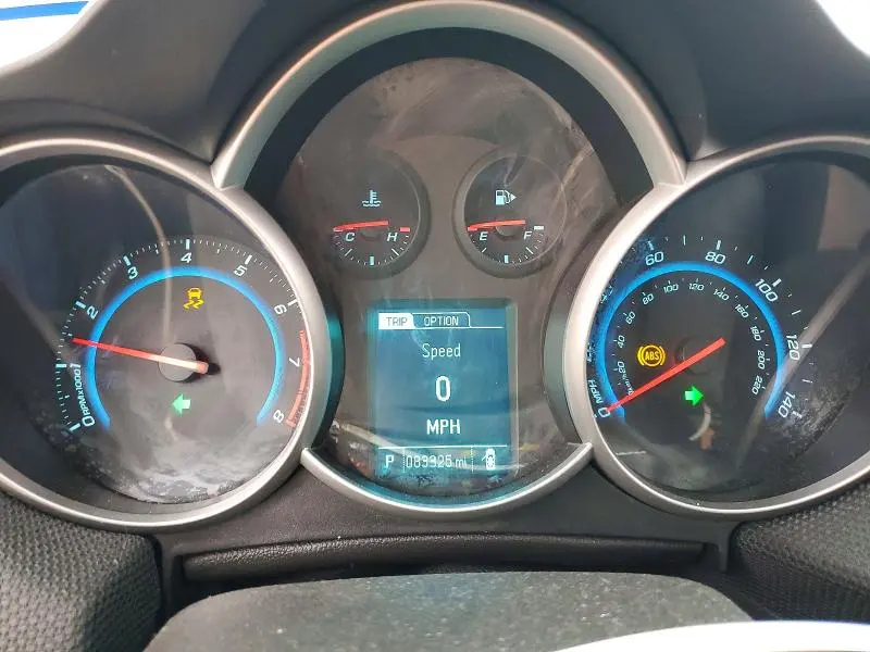 2015 CHEVROLET CRUZE LT  
