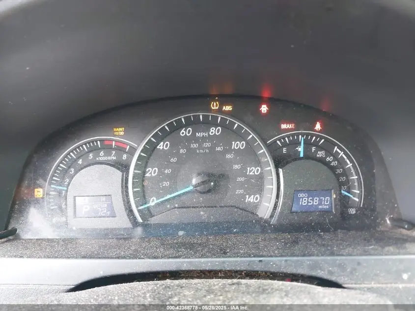 2014 TOYOTA CAMRY LE