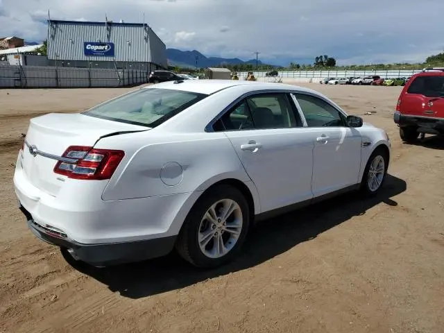 2016 FORD TAURUS SE  