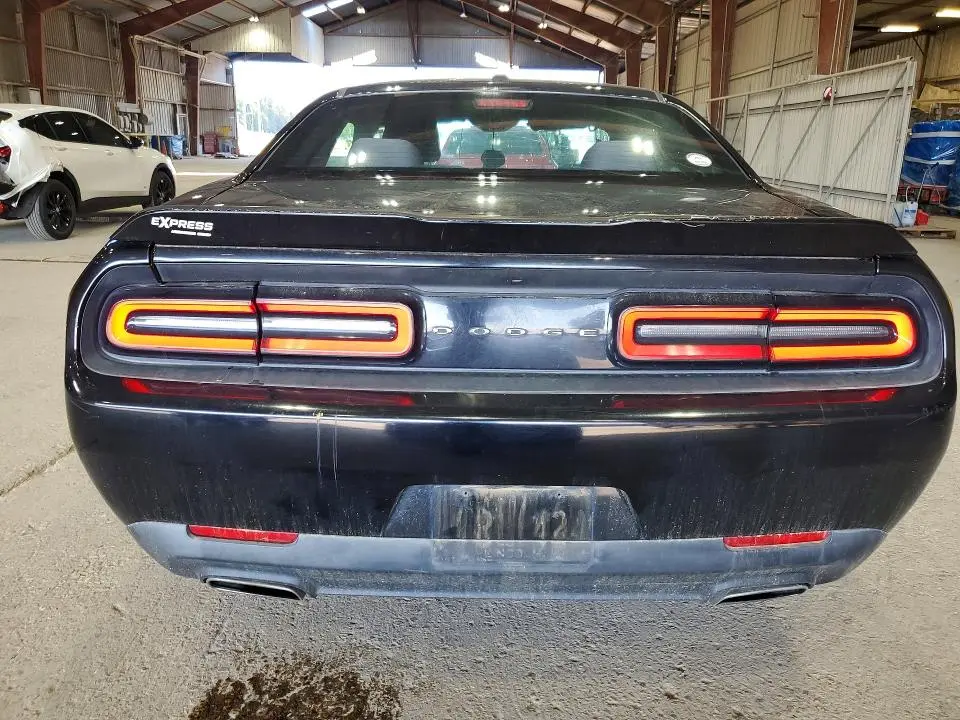 2015 DODGE CHALLENGER SXT  