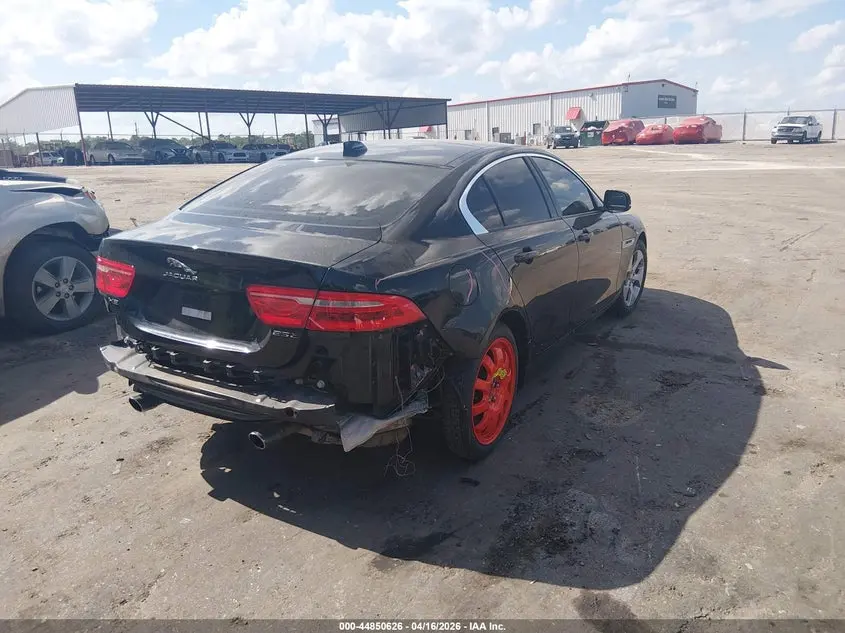 2017 JAGUAR XE 25T