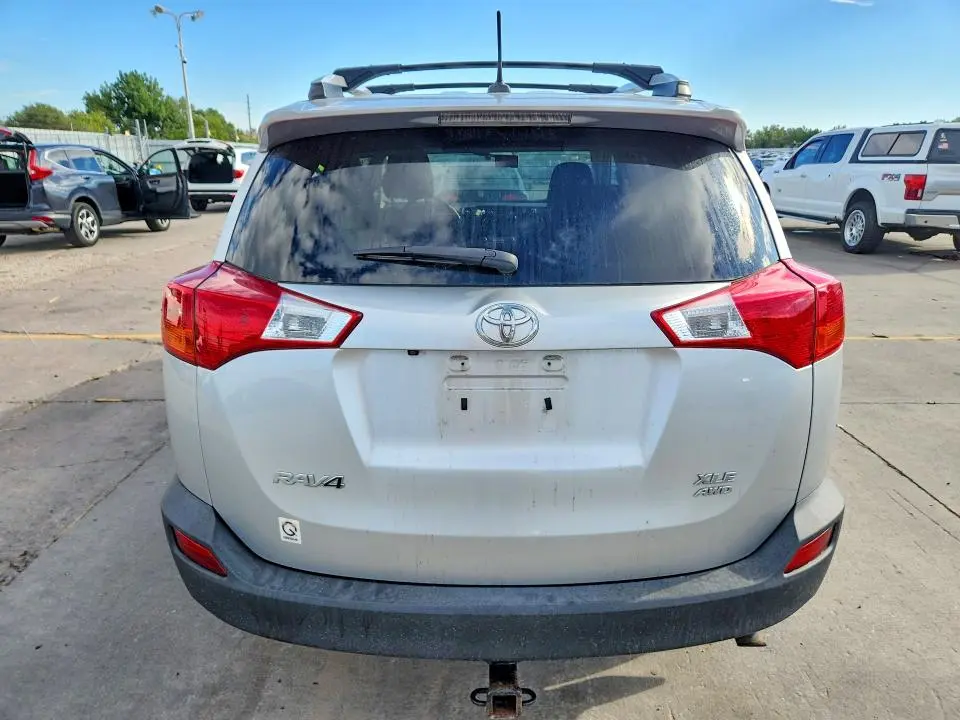 2013 TOYOTA RAV4 XLE  