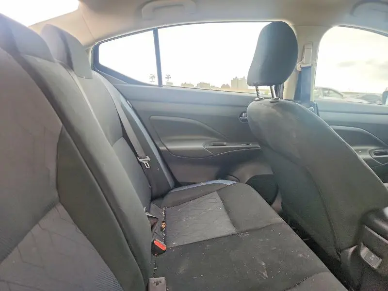 2024 NISSAN VERSA SV  