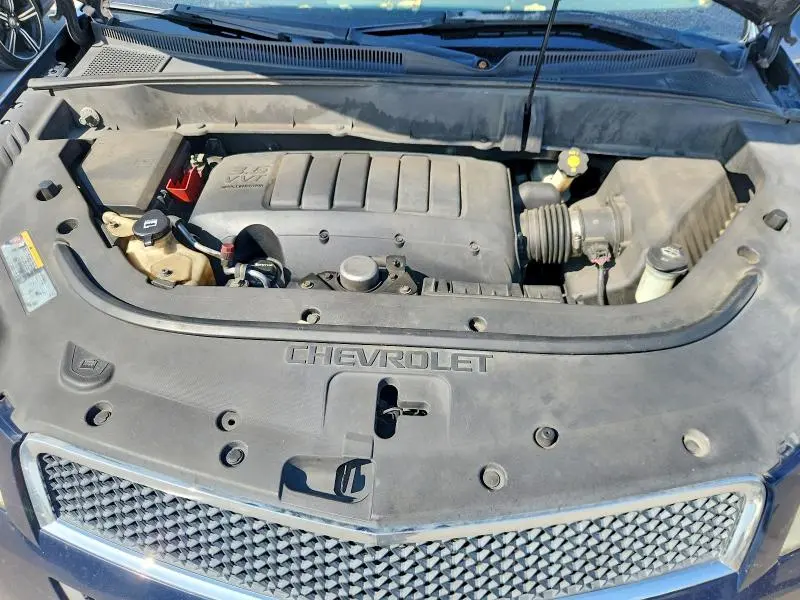 2011 CHEVROLET TRAVERSE LT  