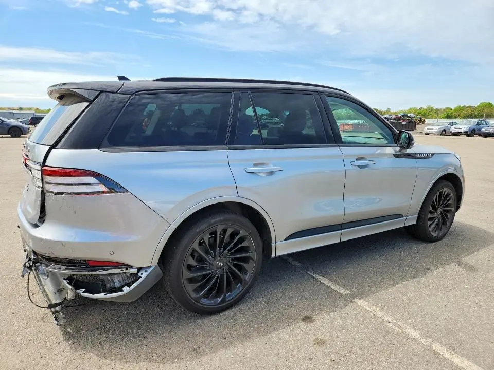 2023 LINCOLN AVIATOR BLACK LABEL  