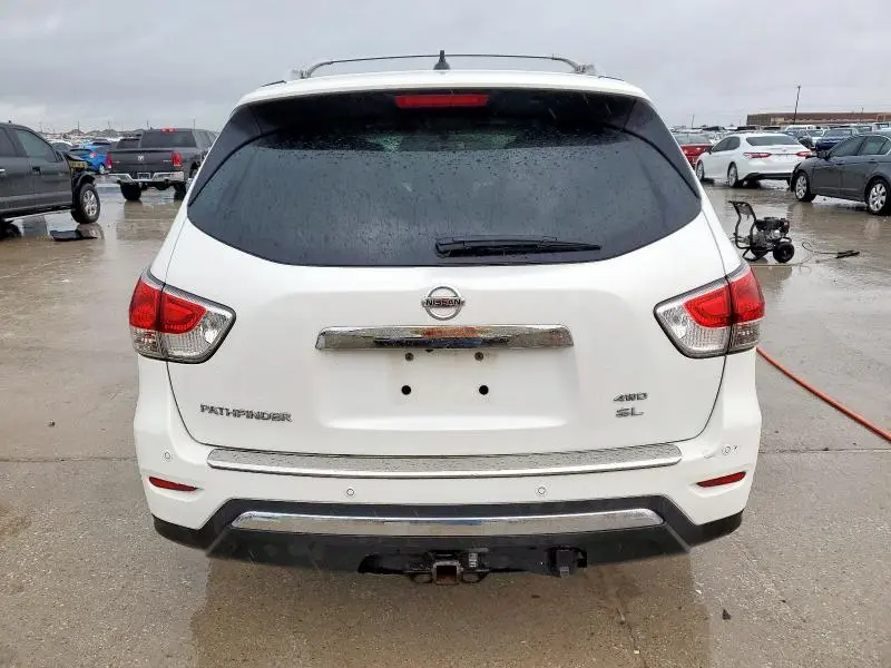 2014 NISSAN PATHFINDER S  