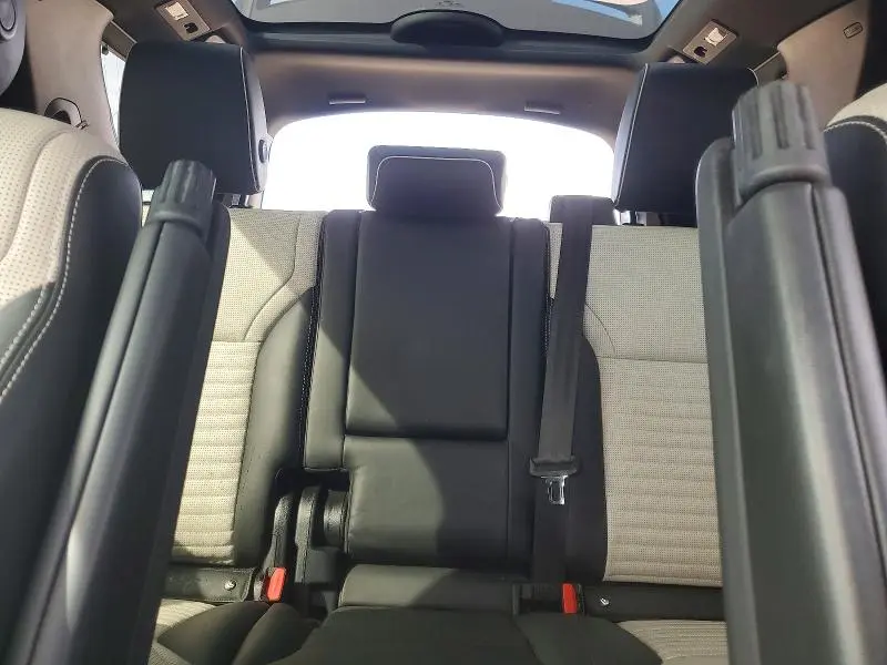 2022 LAND ROVER DISCOVERY HSE R-DYNAMIC  