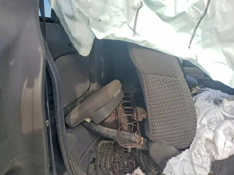 2019 NISSAN FRONTIER SV V6  