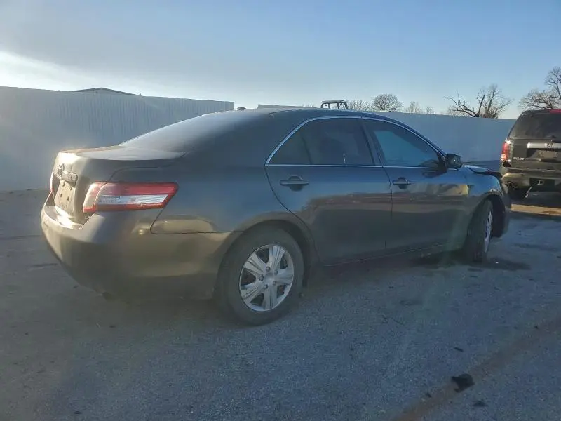 2011 TOYOTA CAMRY BASE  