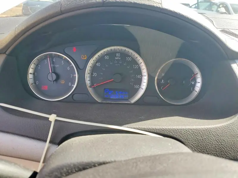 2010 HYUNDAI SONATA GLS  