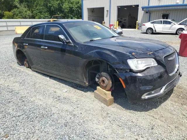 2017 CHRYSLER 300C   