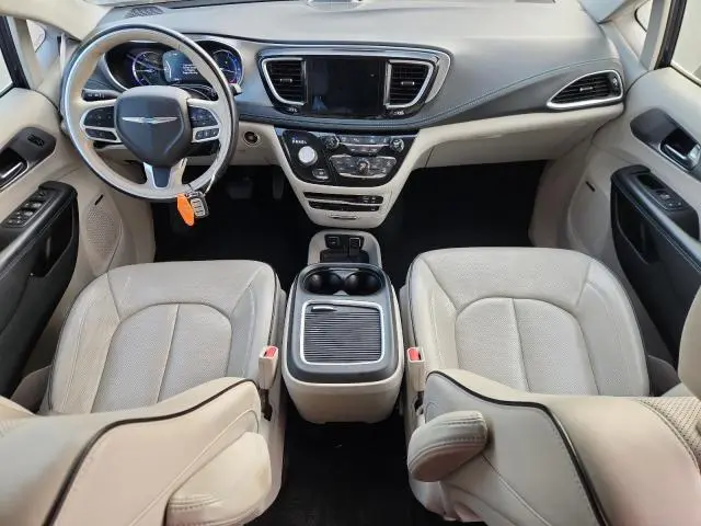 2019 CHRYSLER PACIFICA HYBRID LIMITED  