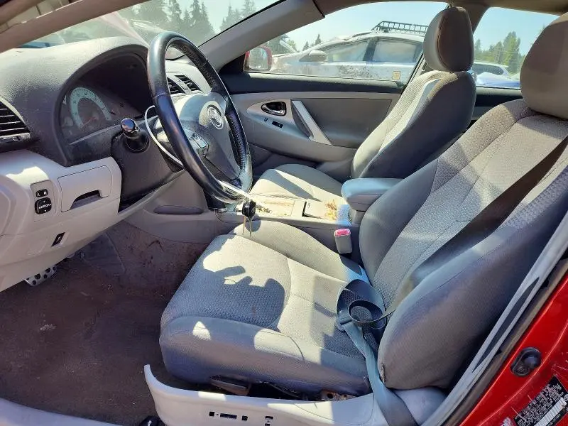 2010 TOYOTA CAMRY SE  