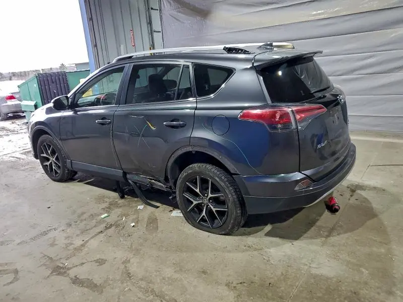 2016 TOYOTA RAV4 SE  