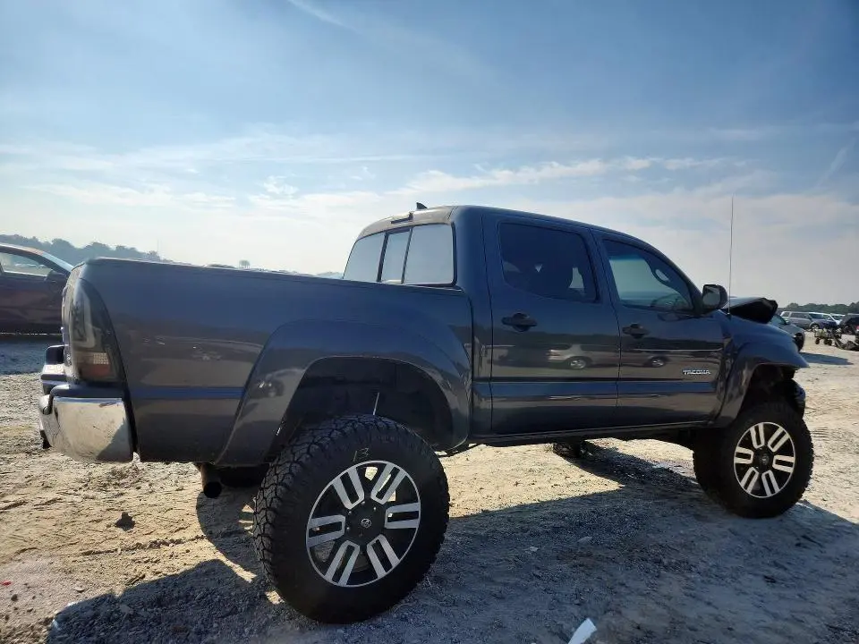 2012 TOYOTA TACOMA V6  