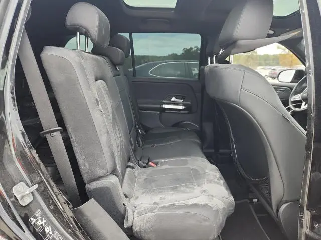 2023 MERCEDES-BENZ GLB 250  