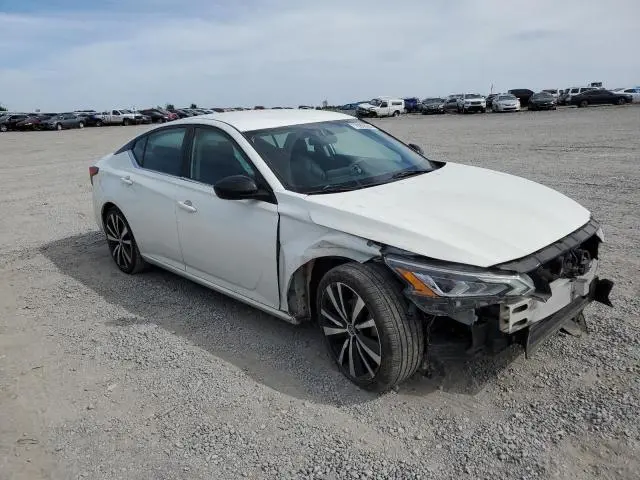 2019 NISSAN ALTIMA SR