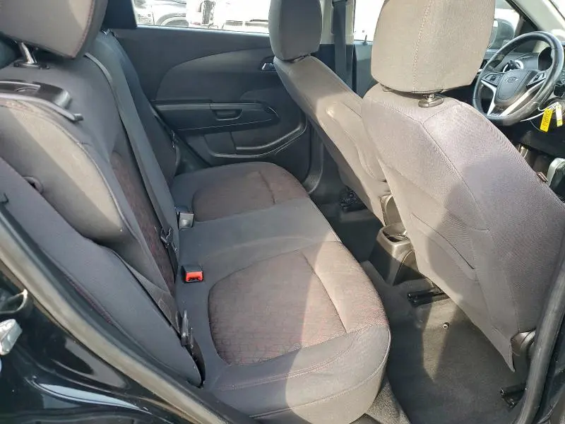 2019 CHEVROLET SONIC LT  