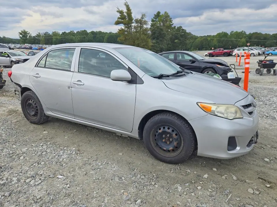 2013 TOYOTA COROLLA L  