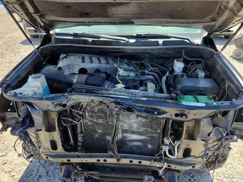 2014 TOYOTA TUNDRA CREWMAX SR5  