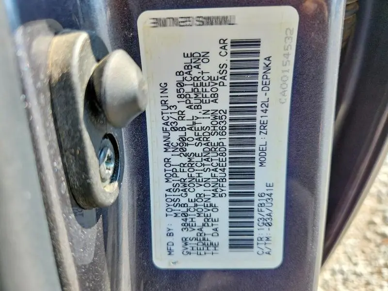 2013 TOYOTA COROLLA LE  