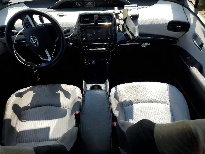 2016 TOYOTA PRIUS TWO  