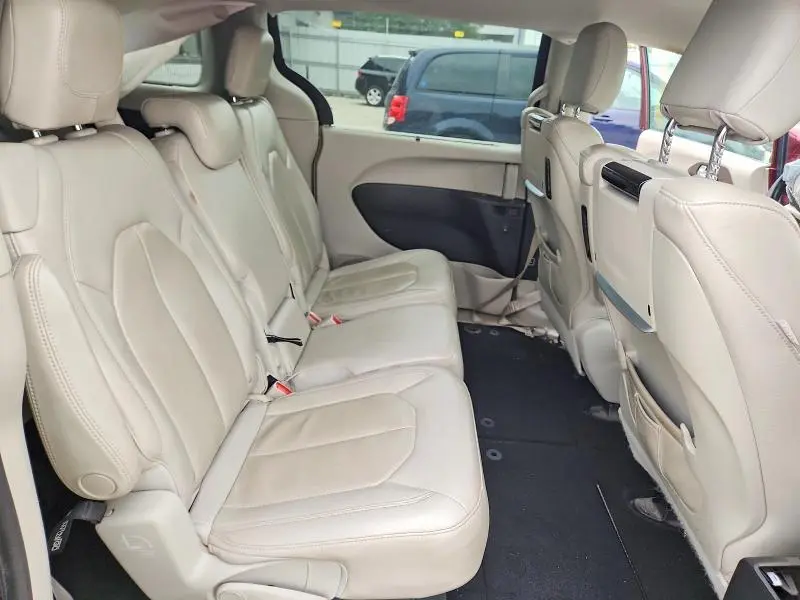 2017 CHRYSLER PACIFICA TOURING L PLUS  