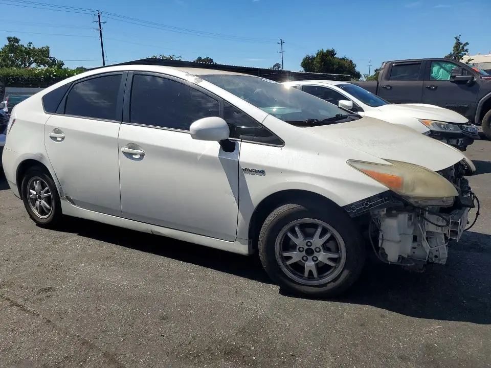 2010 TOYOTA PRIUS II  