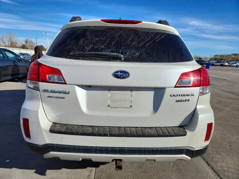 2013 SUBARU OUTBACK 3.6R LIMITED  