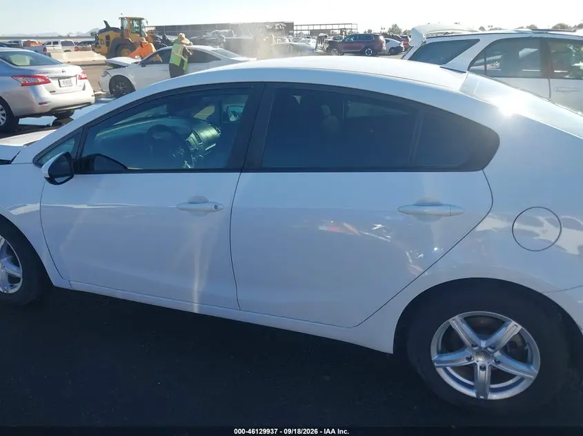 2016 KIA FORTE LX
