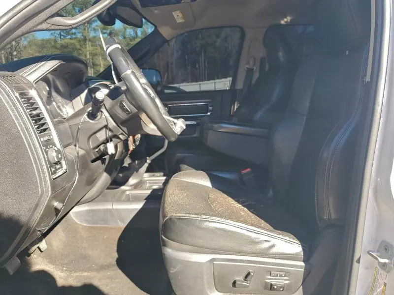 2013 RAM 2500 LARAMIE  