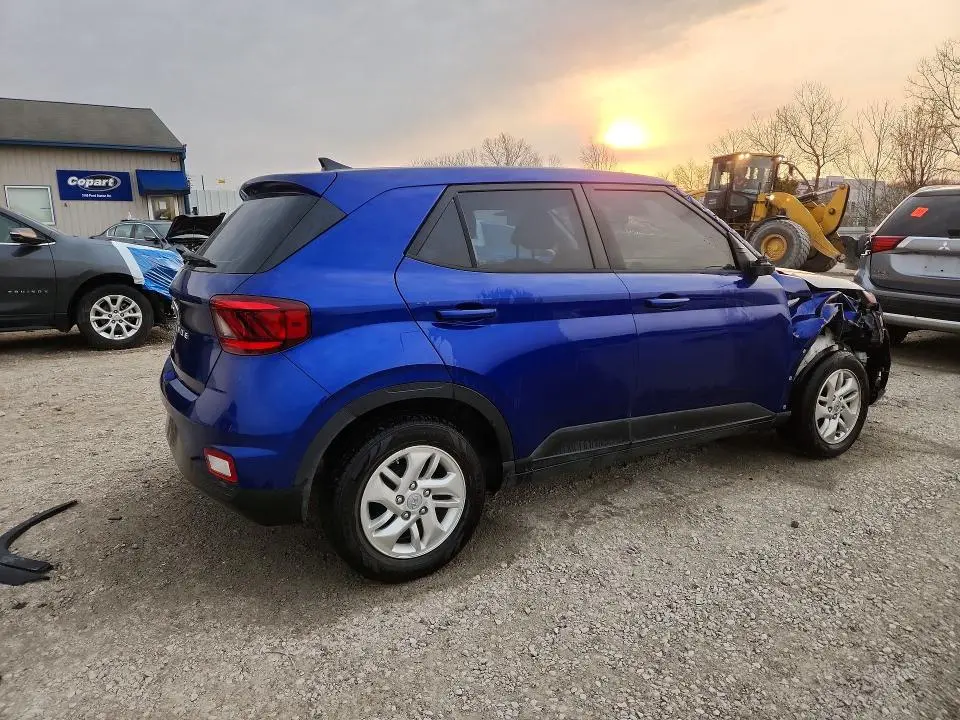 2021 HYUNDAI VENUE SE  