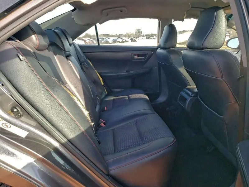 2015 TOYOTA CAMRY LE  