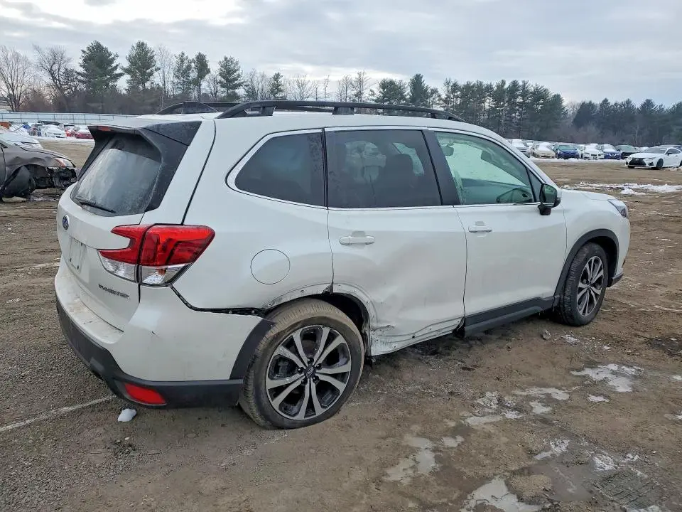 2024 SUBARU FORESTER LIMITED  