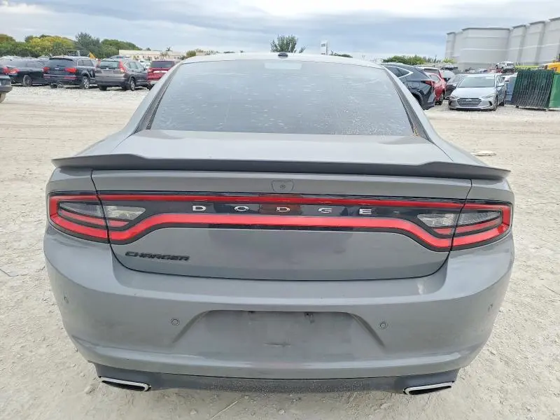 2018 DODGE CHARGER SXT  